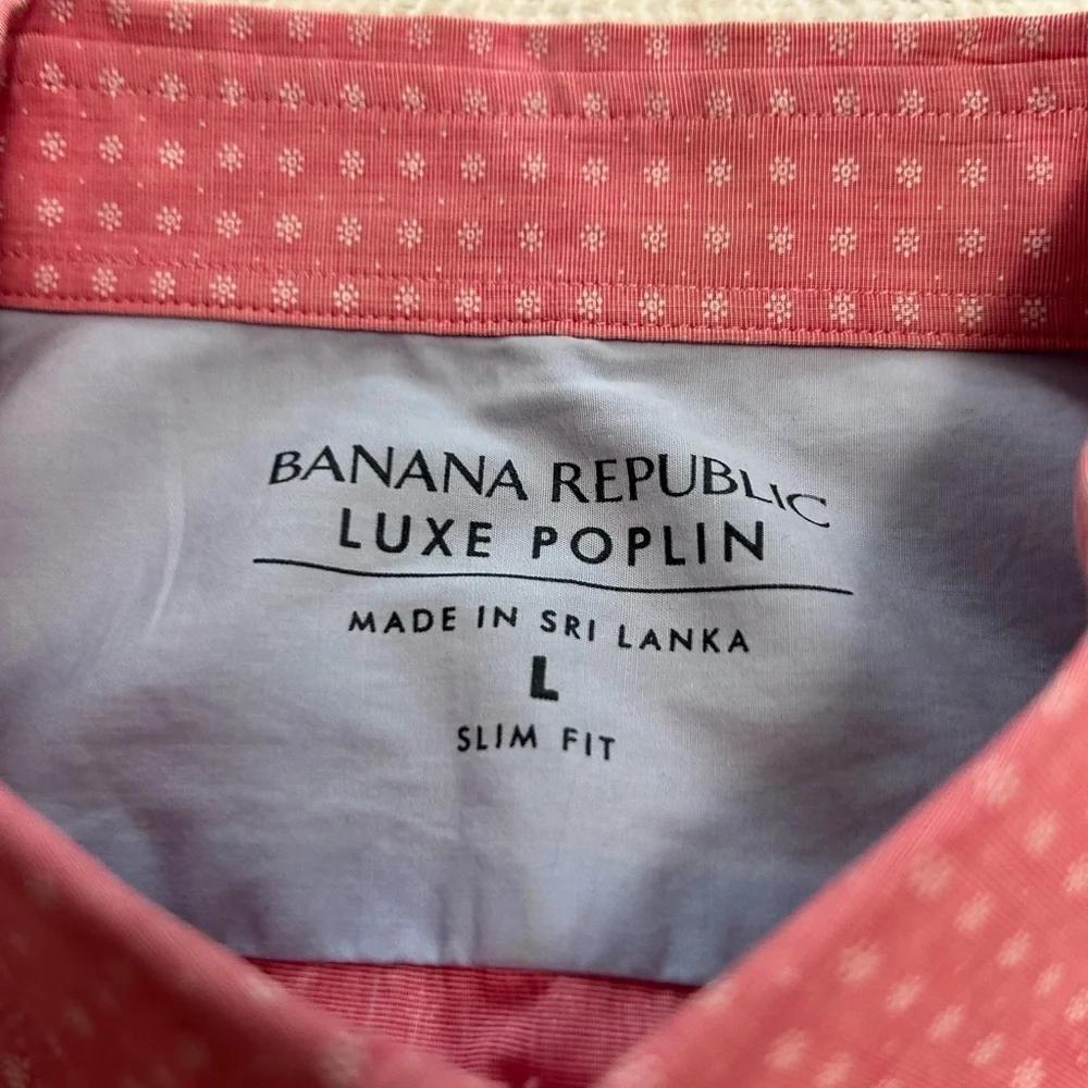 Banana Republic Men’s Short Sleeve Button Down  Size L Slim Fit